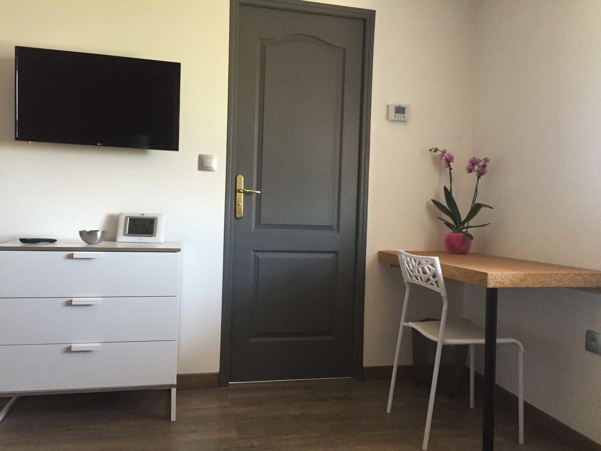 La Ferme Du Bonheur Bed and Breakfast Arbigny Εξωτερικό φωτογραφία